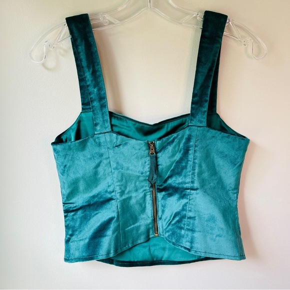 Anthropologie Maeve Emmanuelle Velvet Crop Top - Picture 4 of 7